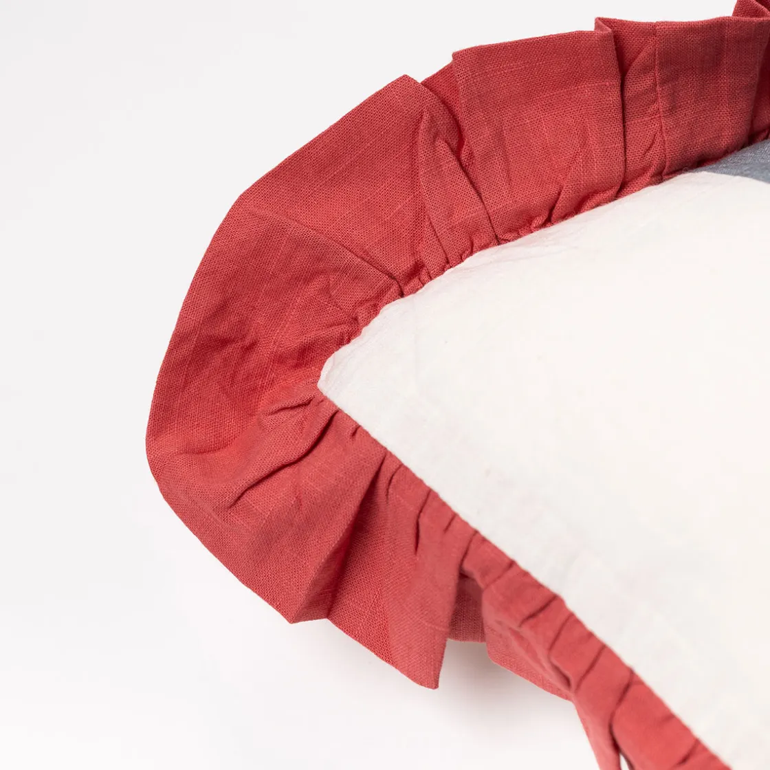 Cojines Y Fundas Decorativas>Almohada Yucatan Rayas Con Volados Rosa
