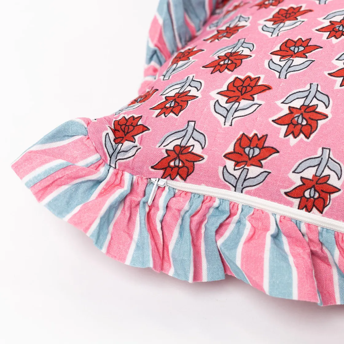 Cojines Y Fundas Decorativas>Almohada Yucatán Floral Con Volados 35x60cm