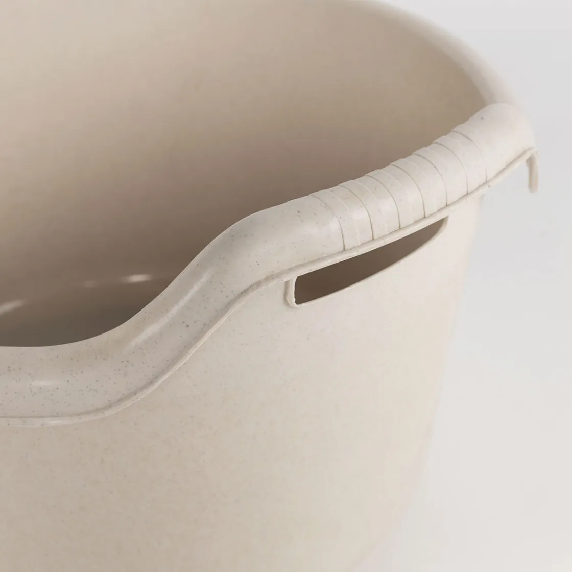 Cestas Y Palanganas>Barreño crema 20L