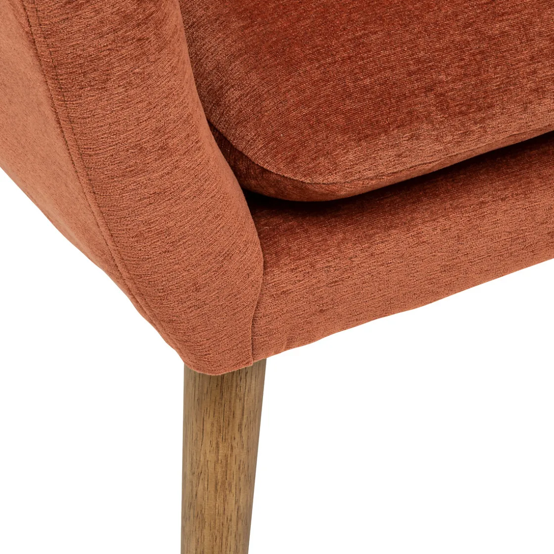atmosphera Sofás Y Sillones>Butaca de tela ambar con patas de madera SINEL