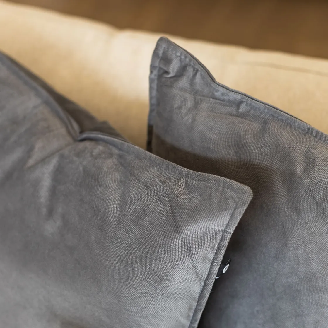 atmosphera Cojines Y Fundas Decorativas>Cojín LILOU gris oscuro 55x55cm