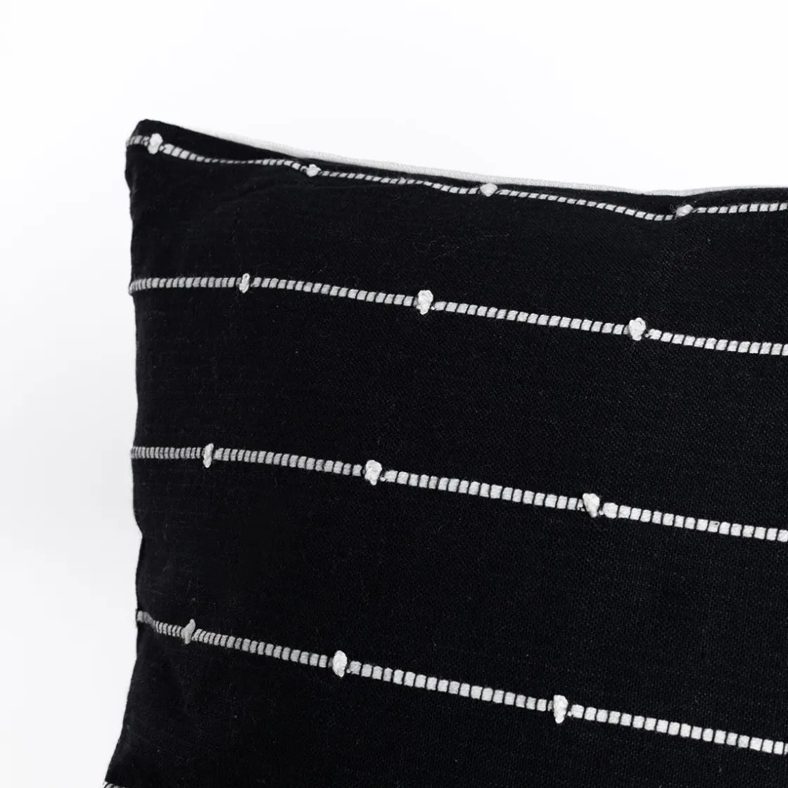 Cojines Y Fundas Decorativas>Cojín LINECHIC negro de algodón 45x45cm