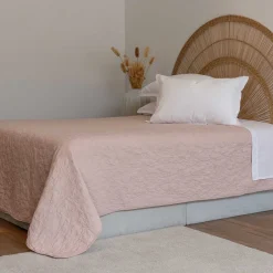Edredones Y Colchas>Colcha rosa DAISY 220x240cm