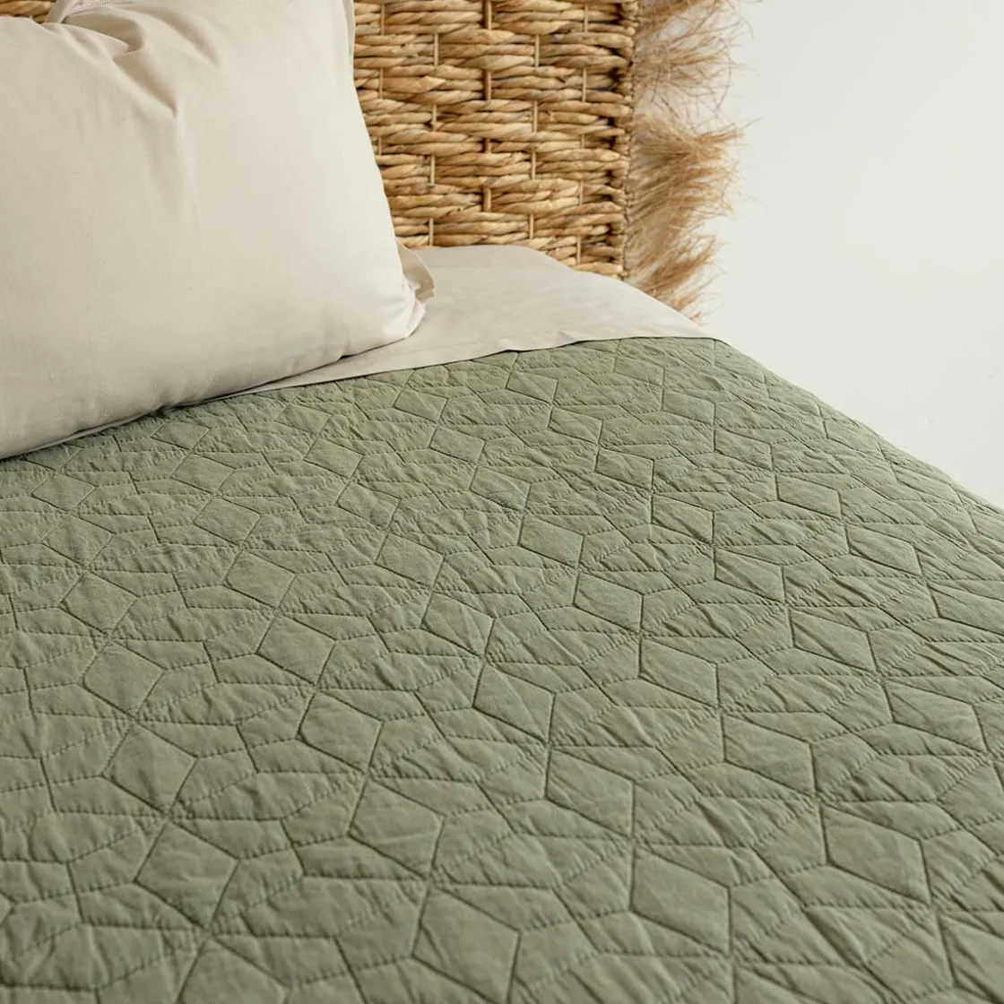 atmosphera Edredones Y Colchas>Colcha STONEWASHED verde con flecos 220x240cm