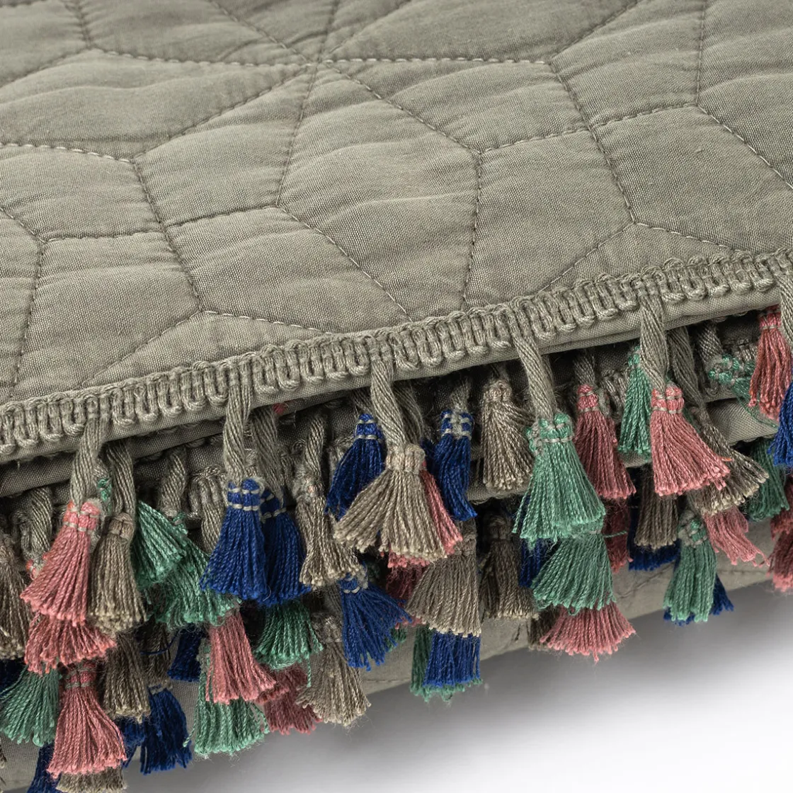 atmosphera Edredones Y Colchas>Colcha STONEWASHED verde con flecos 220x240cm