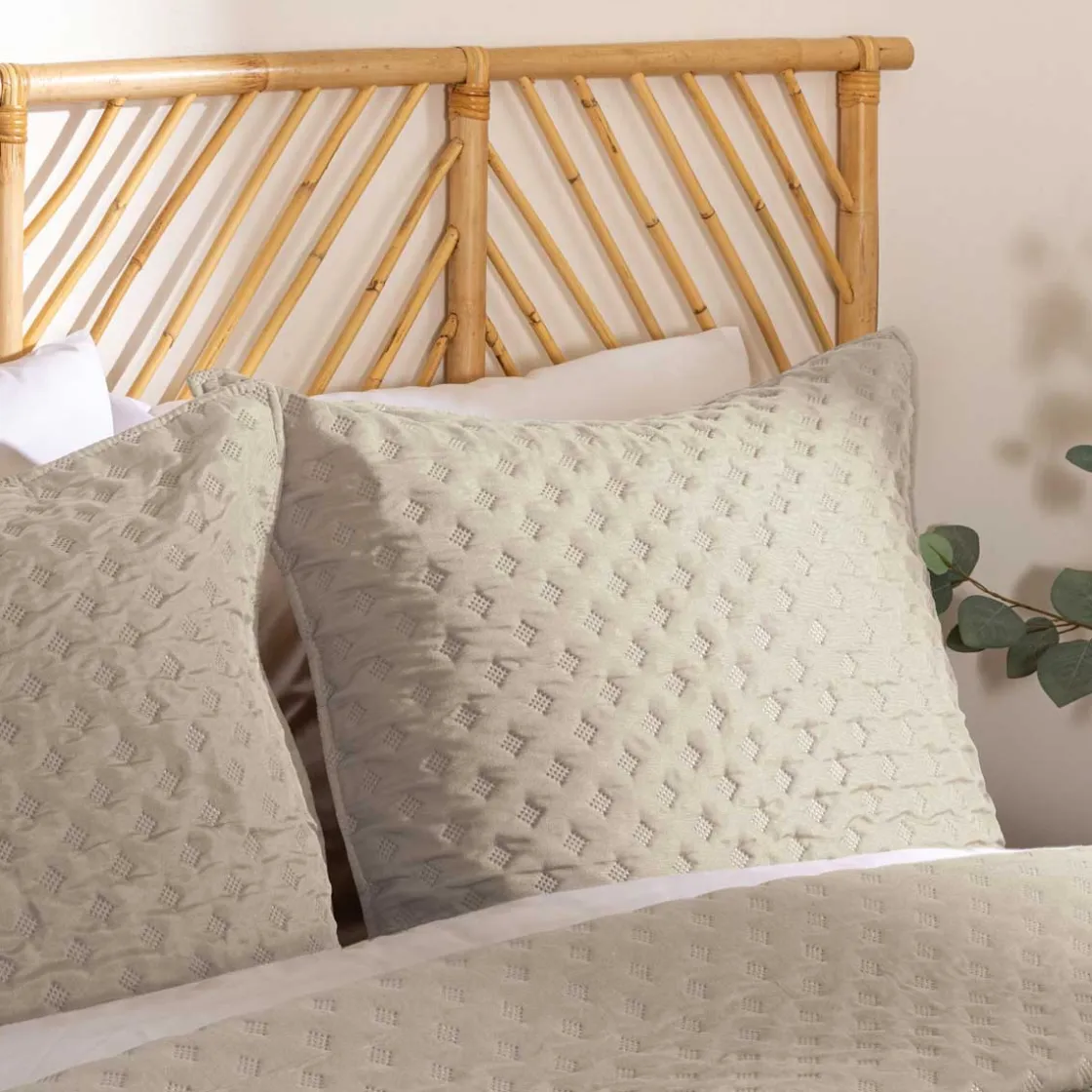 atmosphera Edredones Y Colchas>Colcha 240x260cm Y 2 Fundas Almohada Kalia Beige