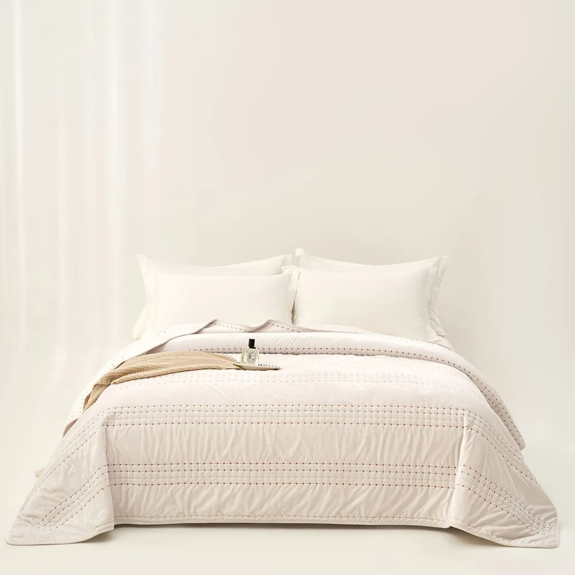 hôma Edredones Y Colchas>IVREA edredón de terciopelo beige 240x260cm