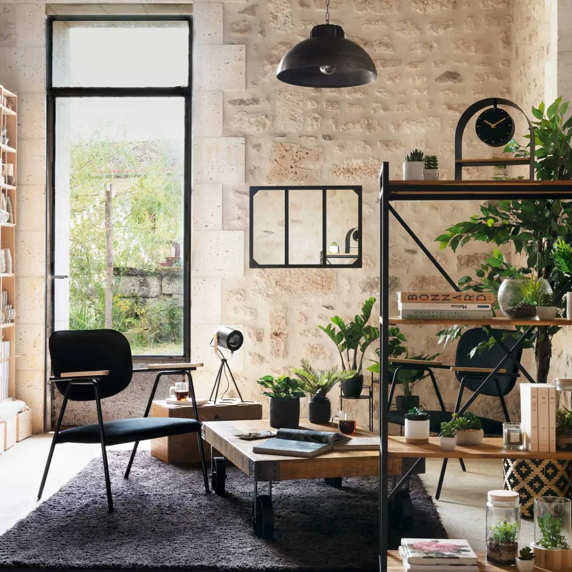atmosphera Lámparas De Mesa|Estilo Industrial>Lámpara de mesa BIL negra de metal con trípode