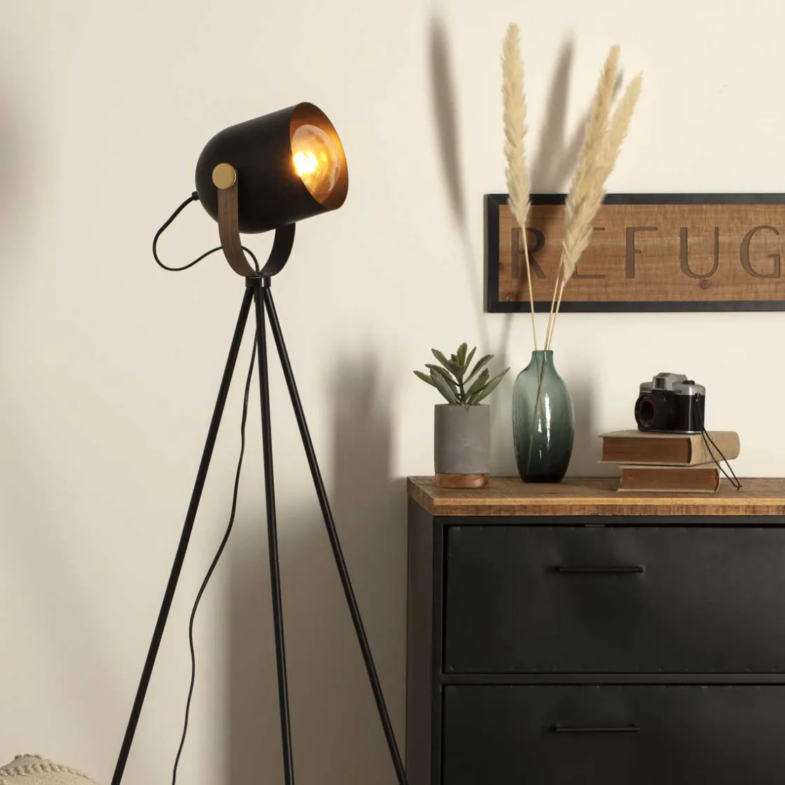 atmosphera Lámparas De Pie|Estilo Industrial>Lámpara De Pie Metal Negra 136Cm