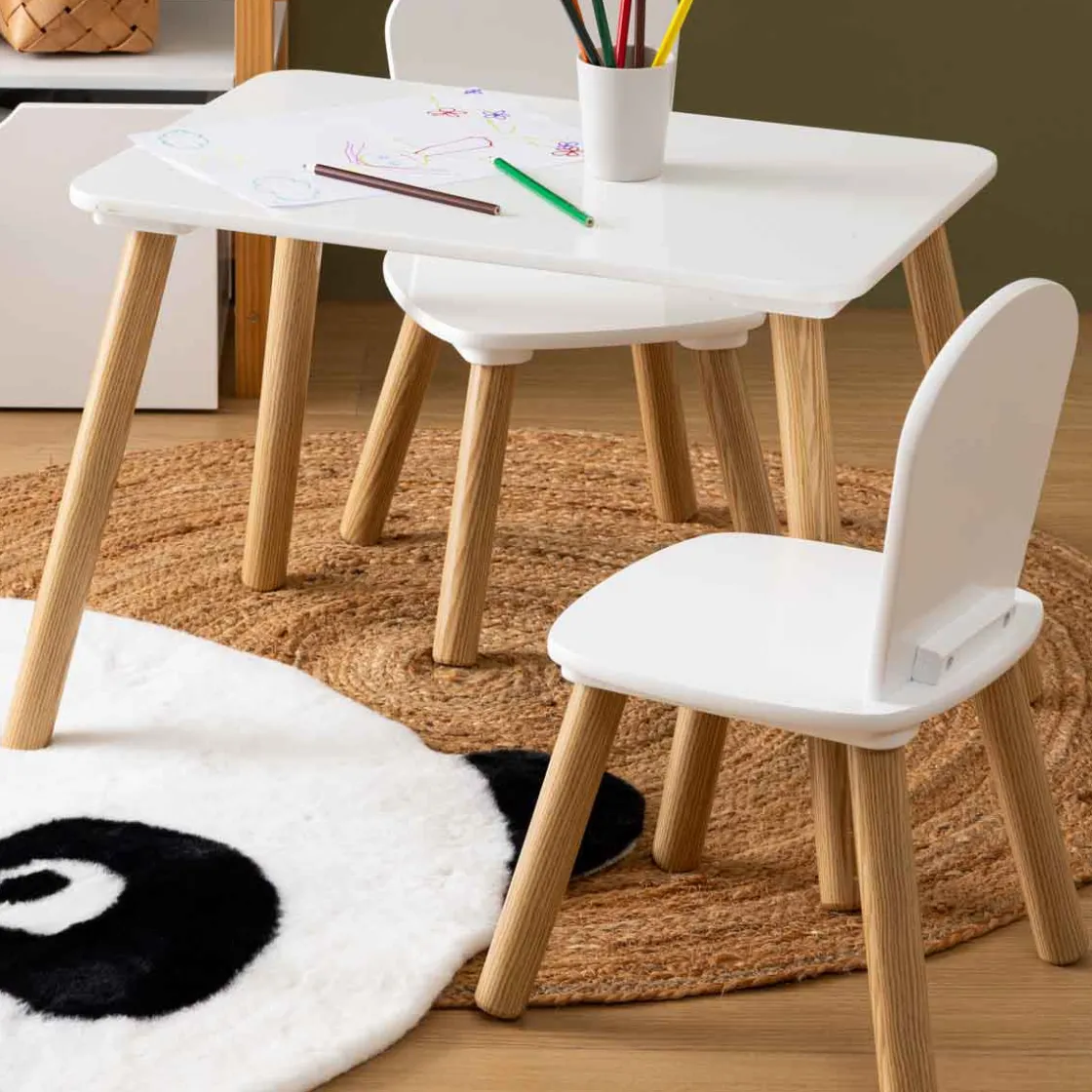 atmosphera4kids Mobiliario>Mesa con 2 sillas blancas