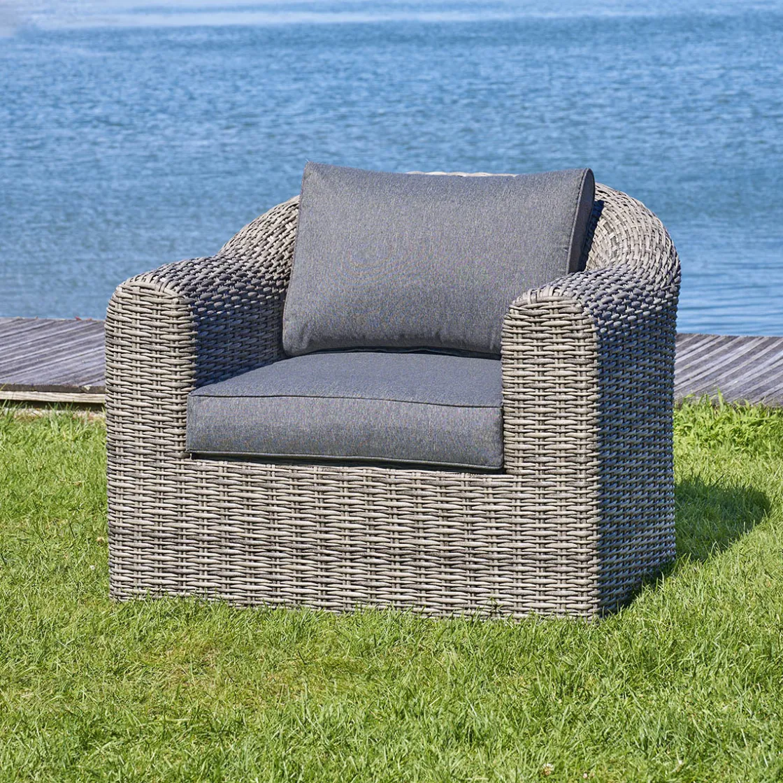 hespéride Sillas Y Pufs De Jardín>Sillón MOORÉA terre d'ombre de ratán sintético