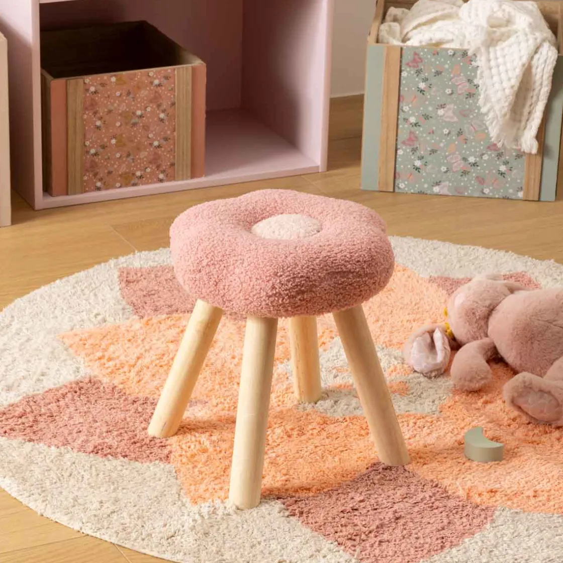 atmosphera4kids Mobiliario>Taburete de felpa rosa forma de flor WILD FOREST